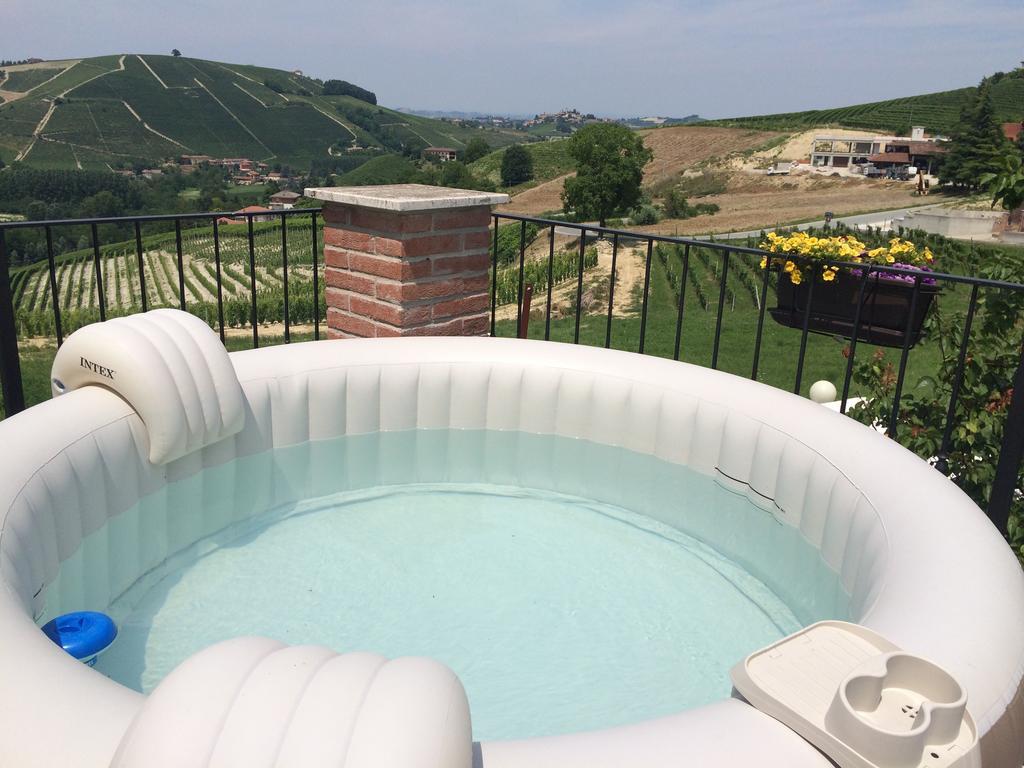 La Terrazza Del Barbaresco Bed & Breakfast Neviglie ภายนอก รูปภาพ