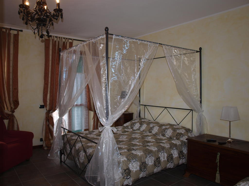 La Terrazza Del Barbaresco Bed & Breakfast Neviglie ห้อง รูปภาพ