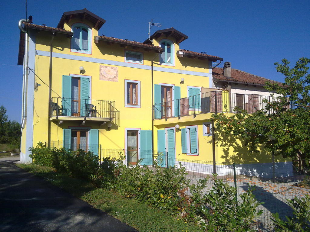 La Terrazza Del Barbaresco Bed & Breakfast Neviglie ภายนอก รูปภาพ